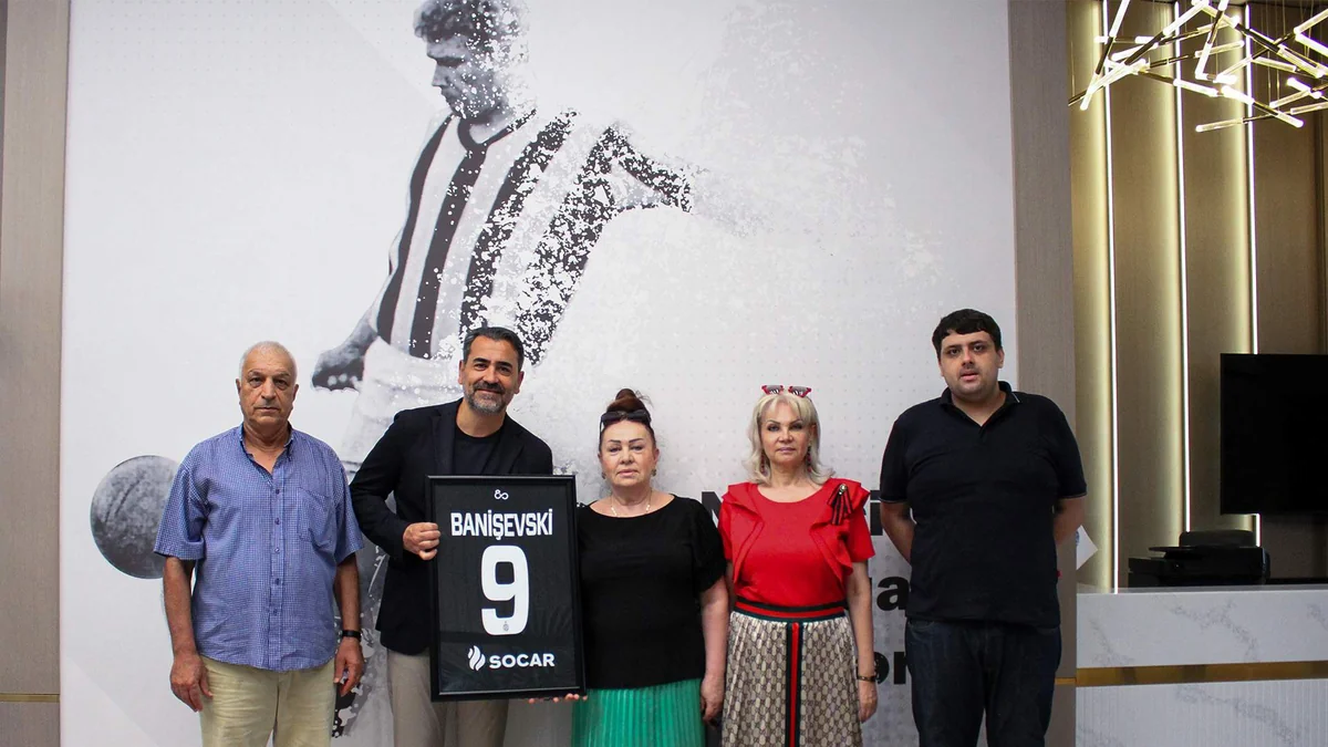 Anatoli Banişevskinin ailə üzvləri Neftçinin qonağı olub