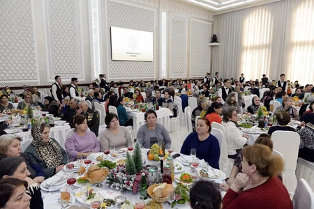 Heydər Əliyev Fondunun təşəbbüsü ilə 165 mindən çox aztəminatlı ailəyə bayram sovqatları verilib