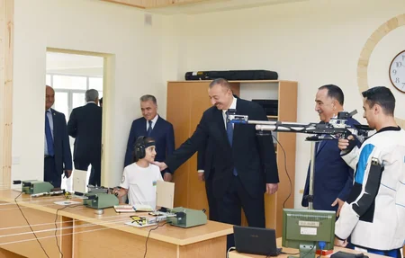 Salyan şəhərində 2 saylı tam orta məktəbin yeni binası istifadəyə verilib
