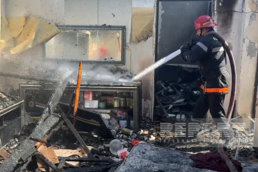 В поселке Сарай полностью сгорел частный дом