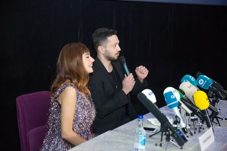 Мурат Боз и Седа Бакан в CinemaPlus - ВИДЕО