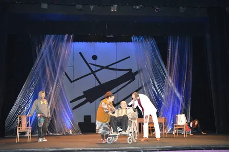 Gənc Tamaşaçılar Teatrında “Ağ ölüm” tamaşası nümayiş etdiriləcək