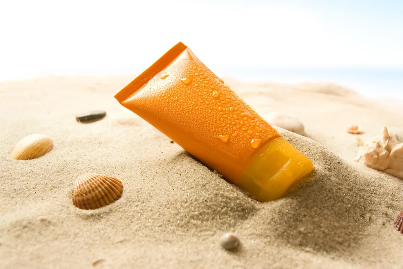 Sunscreens contain deadly substance, scientists say