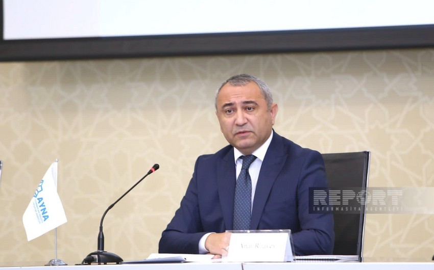 Anar Rzayev: Yaxın vaxtlarda Bakıda avtobuslarda bank kartları ilə ödəniş mümkün olacaq