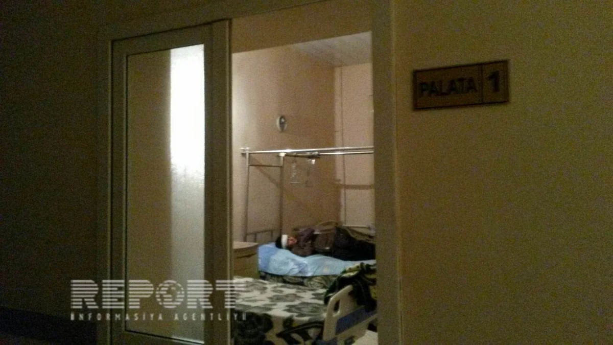 ​Daşkəsəndə yük maşını aşıb, ölən və yaralananlar var - FOTO