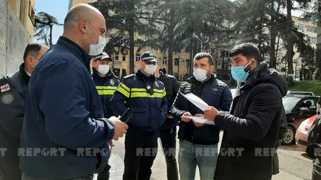 Azərbaycanlı gənclərin Tbilisidə etiraz aksiyası başa çatıb - YENİLƏNİB