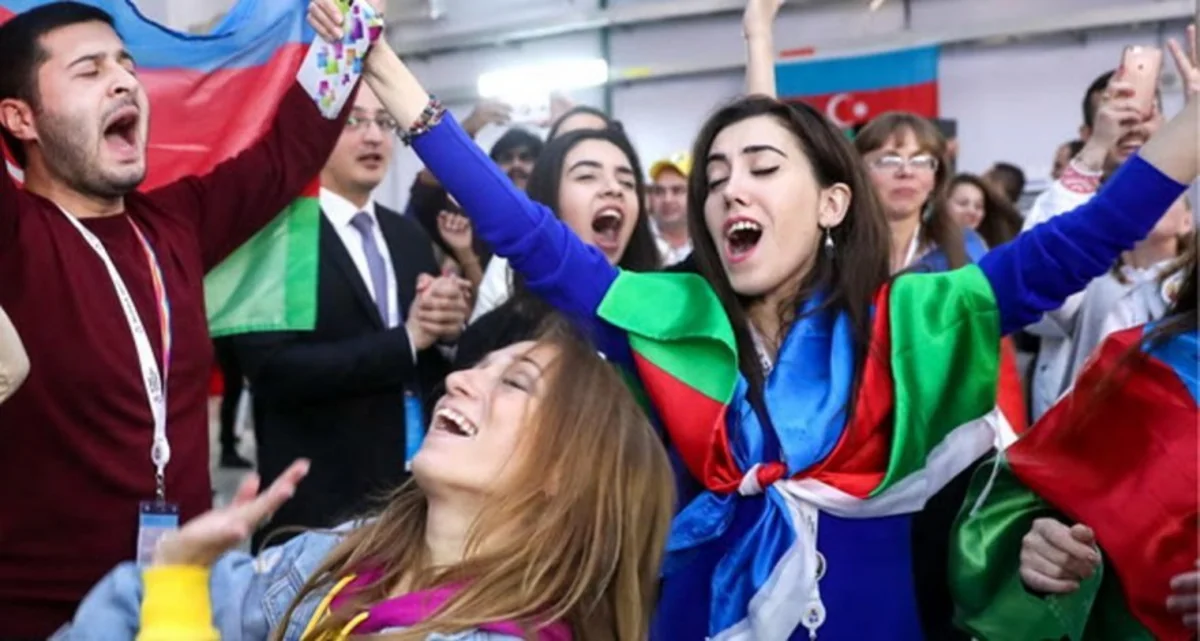 Azərbaycan “minilliyin nəsli”nin xüsusi çəkisinə görə Avropada birincidir