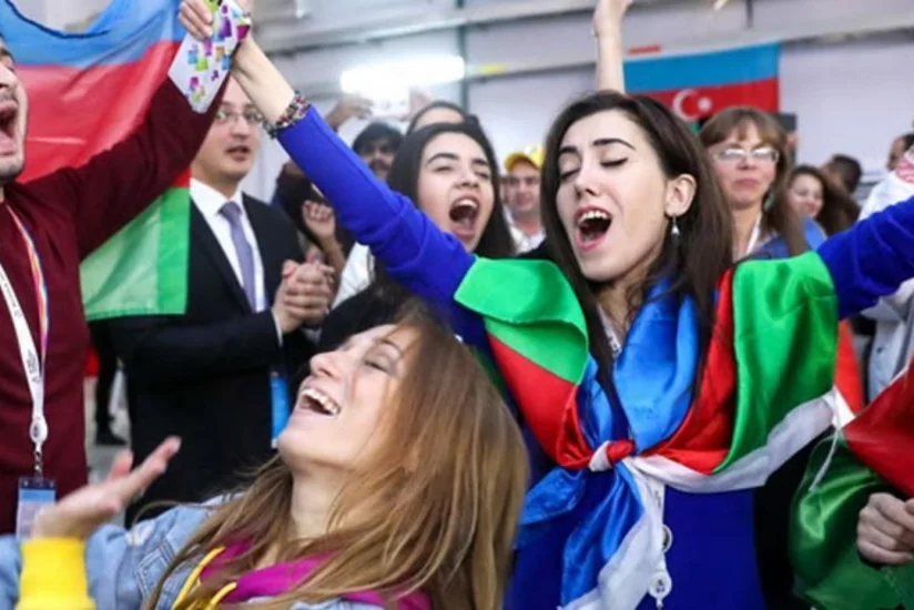 Azərbaycan “minilliyin nəsli”nin xüsusi çəkisinə görə Avropada birincidir