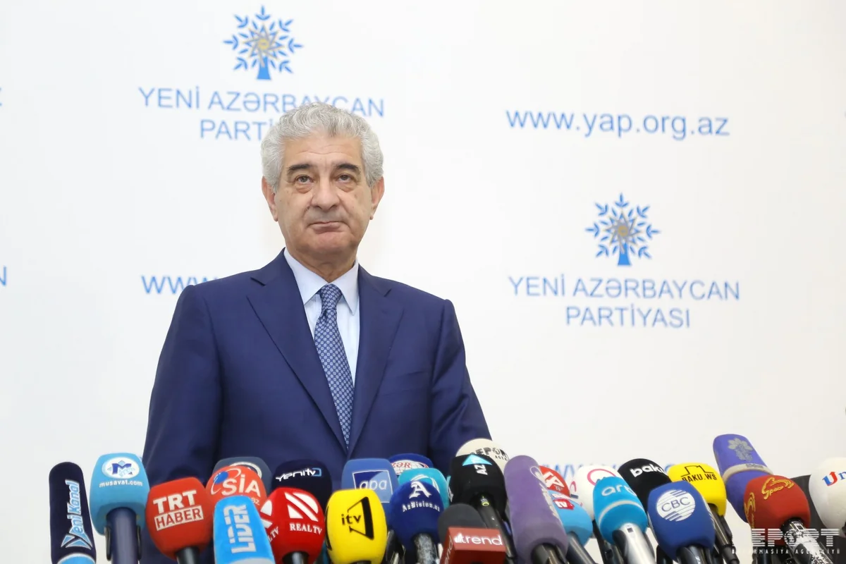 Əli Əhmədov: Qurultay keçirilməsinə zəruri ehtiyac yaranmayıb