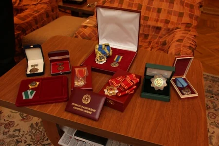 Minister Abulfas Garayev visited prominent Azerbaijani writer