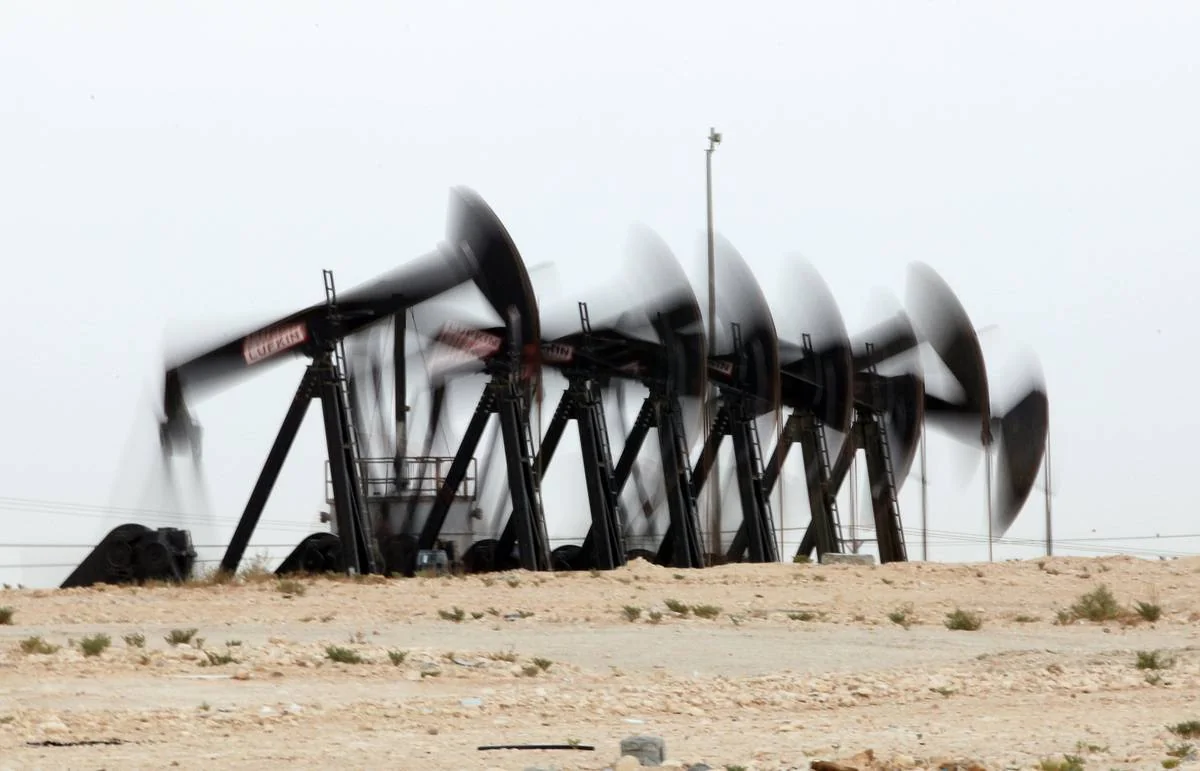 ABŞ-da ehtiyatların azalması nefti bahalaşdırır