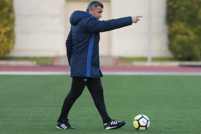 Qarabağın baş məşqçisi ilə hakimlər arasında mübahisə yaranıb