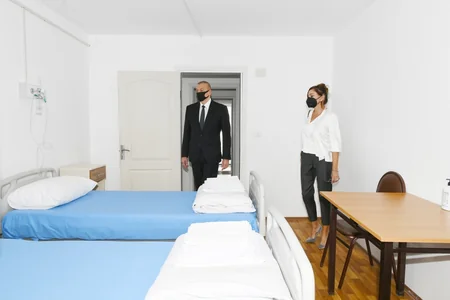 Prezident və birinci xanım Bakıda modul tipli hospitalın açılışında iştirak ediblər - YENİLƏNİB