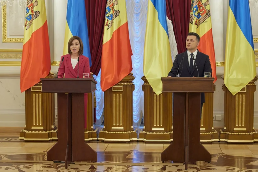Ukrayna və Moldova Prezidentləri Avropa İttifaqının qərarını tarixi adlandırıblar