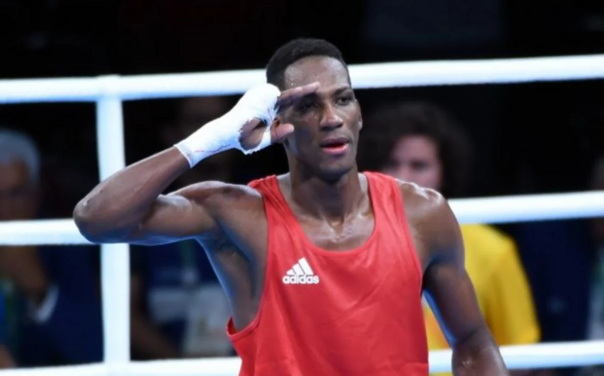 Lorenzo Sotomayor karyerasını başa vurub