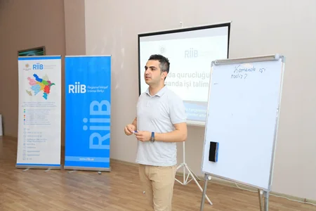 RİİB könüllülərlə bağlı yeni fəaliyyət proqramının icrasına başlayıb