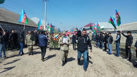 Azərbaycan Ordusunun şəhid olan hərbi qulluqçusu dəfn edilib - FOTO - VİDEO - YENİLƏNİB