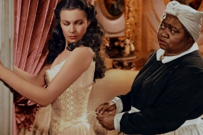 “Küləklə sovrulanlar” filminin məşhur qəhrəmanı vəfat etdi