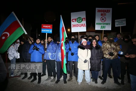 Акция протеста на дороге Ханкенди-Лачын продолжается и в вечерние часы