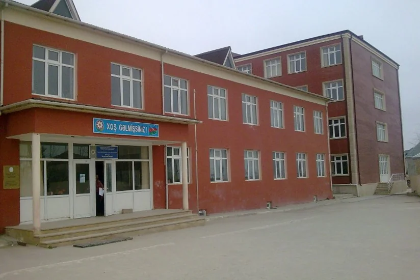 Məktəb direktoru Vətən müharibəsinin tarixini təhrif etməsinə aydınlıq gətirib