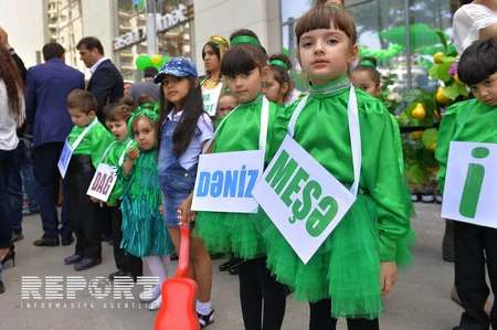 5 saylı Bakı ASAN xidmət Mərkəzində “Yaşıl dağ” sosial aksiyası keçirilib
