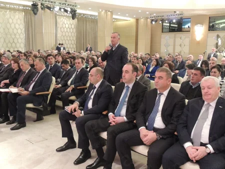 Fövqəladə hallar naziri Qəbələ rayonunda ictimaiyyət nümayəndələri ilə görüşüb
