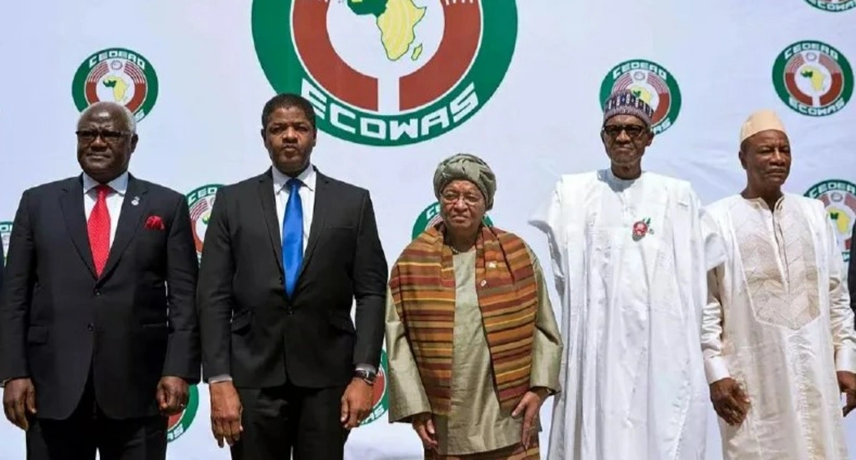 ECOWAS nümayəndə heyəti Nigerin devrilmiş prezidenti ilə görüşüb