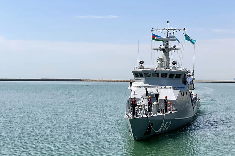 Военные корабли Казахстана прибыли в Азербайджан