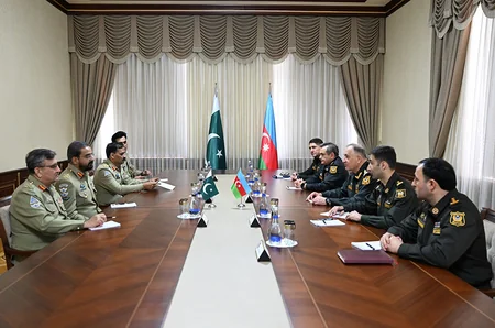 Azerbaijan, Pakistan hold discussion on military cooperation