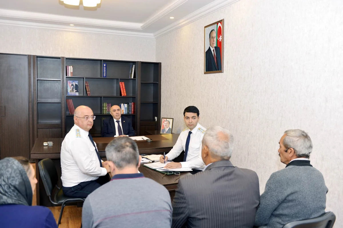 Baş prokuror Qubada vətəndaşları qəbul edib