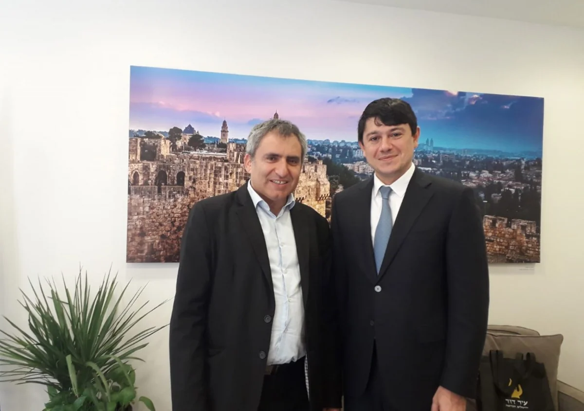 Fuad Muradov israilli nazirlə görüşüb, əməkdaşlıq məsələlərini müzakirə edib