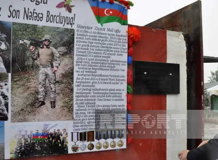 Biləsuvarda iki şəhidin xatirə lövhələrinin açılışı olub