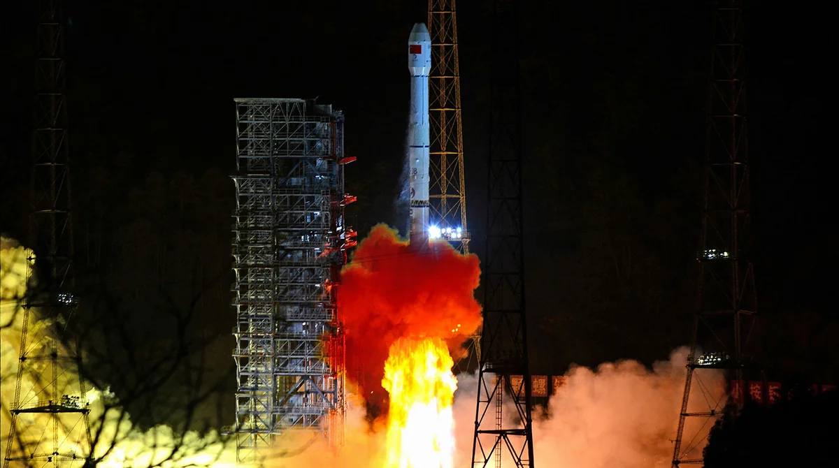 Китай запустил первую в мире ракету-носитель с кислородно-метановым двигателем