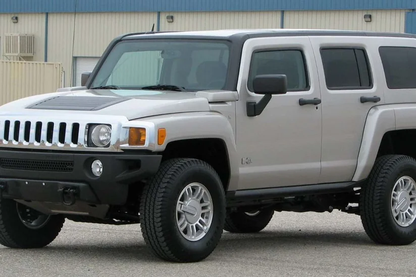 В Баку задержан водитель, сбивший насмерть пешехода на автомобиле Hummer