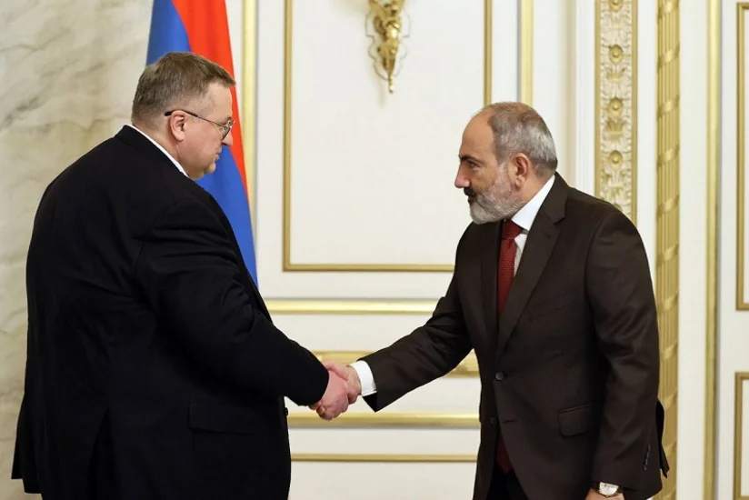 Armenian Prime Minister holds meeting with Russian Deputy PM