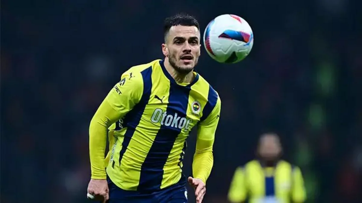 Fənərbağça klubu legioner futbolçu ilə yollarını ayırıb