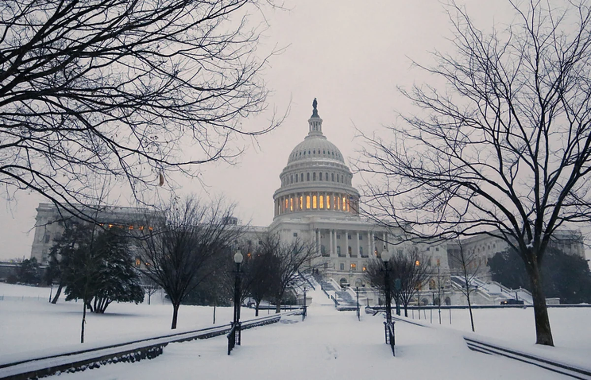 US senators want to ban lifting of sanctions against Russia
