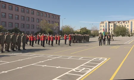Əlahiddə Ümumqoşun Orduda növbəti buraxılış mərasimi keçirilib