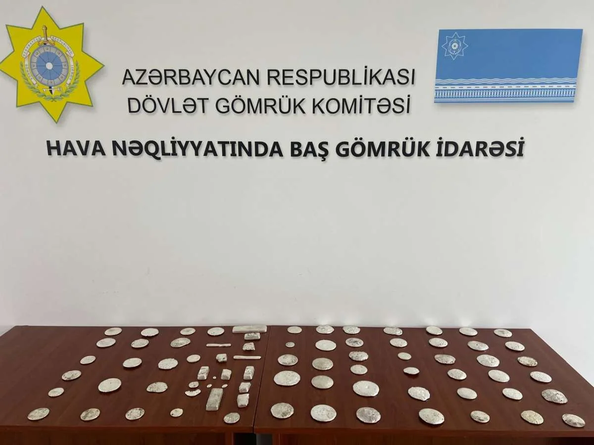 Azərbaycanda  25 kq-dan çox gümüşün qanunsuz yolla gömrük sərhədindən keçirilməsinin qarşısı alınıb