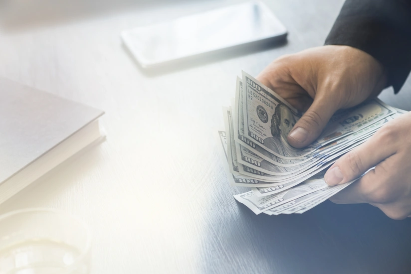 Azərbaycandan Gürcüstana və əks istiqamətdə pul köçürmələri azalıb