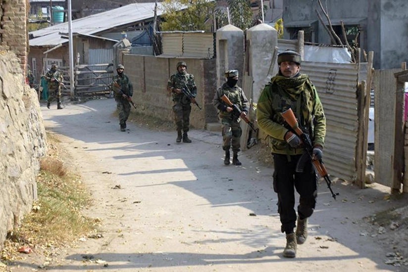 Indian military opens fire on Pakistani wedding ceremony, injuring several