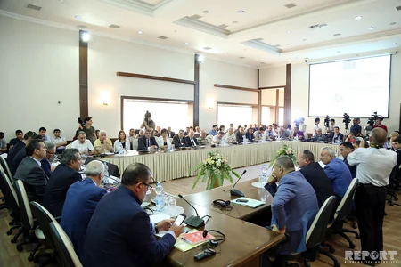 Bakıda Azərbaycanda jurnalist təşkilatlarının durumu və gələcək inkişaf meyilləri mövzusunda konfrans başlayıb