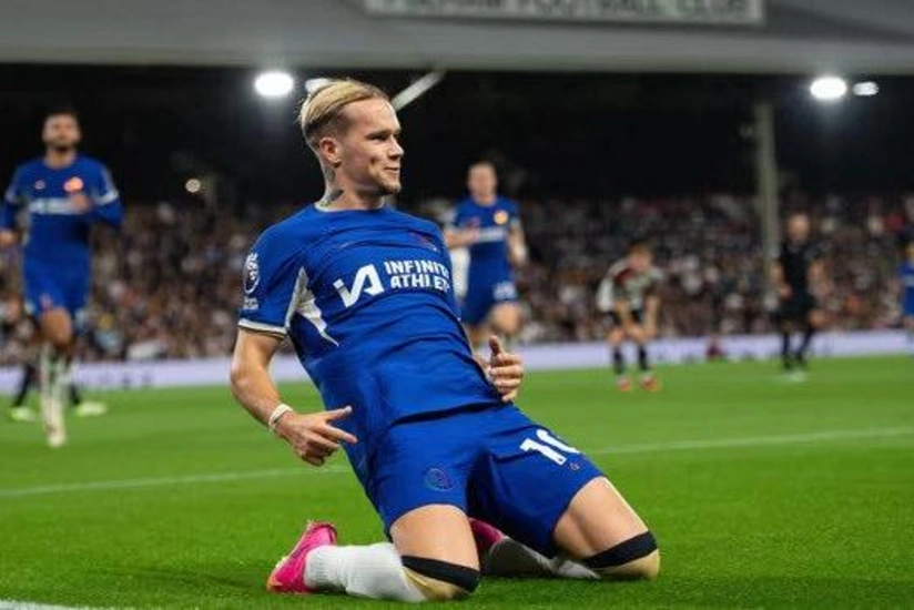 Челси после длительного перерыва завоевал первую победу в АПЛ