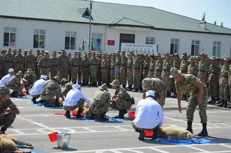 Hərbi hissələrdə Qurban bayramı qeyd edilib