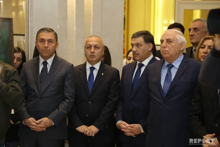 YAP-da İmadəddin Nəsiminin 650 illik yubileyi ilə bağlı sərgi açılıb - FOTO