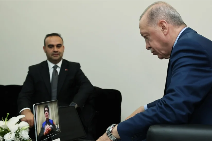 Ərdoğan: Türkiyə və Azərbaycan bayraqları kosmosda iki qardaşı təmsil edəcək