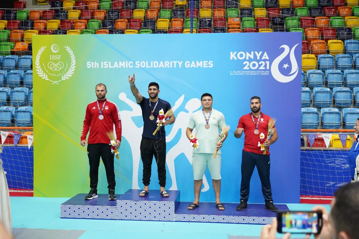 Daha bir Azərbaycan kikboksçusu İslamiadada medal qazanıb