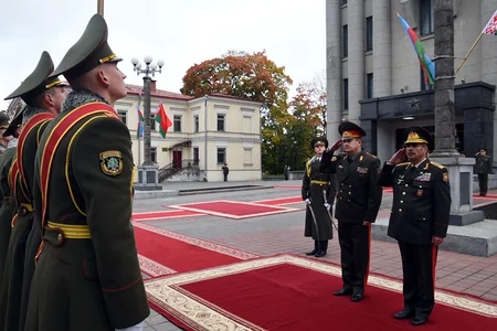 Между министерствами обороны Азербайджана и Беларуси подписан план сотрудничества