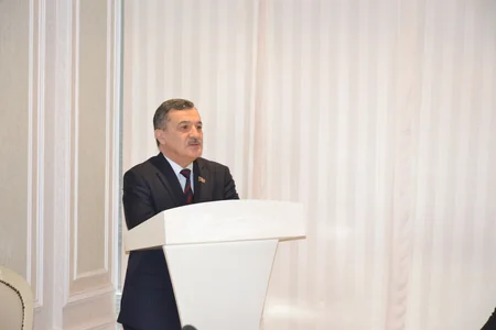 Dövlət Reklam Agentliyinin kollektivi Xocalı soyqırımının 26-cı anım mərasimini qeyd edib