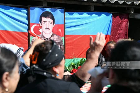 30 il sonra Xocavənddə meyitinin qalıqları tapılan şəxs Füzulidə dəfn olunub - YENİLƏNİB-3